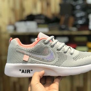 Giày thể thao nữ N Air