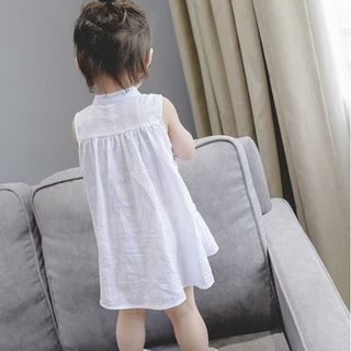VÁY TẦNG TRẮNG