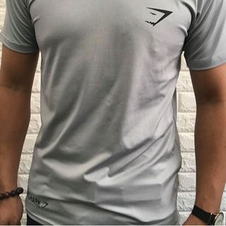 Áo thun theo thao Gymshark