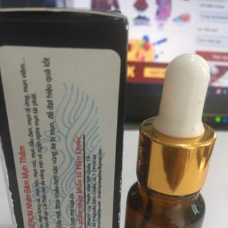 Serum nhân sâm trị mụn Thâm