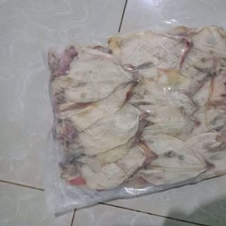 mực khô đất rất ngon và ngọt ạ