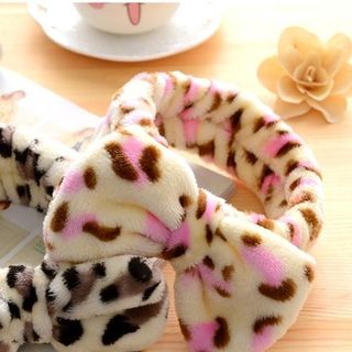 băng đô siêu lớn thời trang giá sỉ 22k 0 987217952 hàng đẹp và hàng luôn có sẵn thời trang Hàn Quốc vải siêu mịn hàng rất đẹp nha các bạn