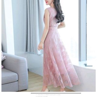 ĐẦM MAXI REN CỔ TIM