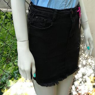 CHÂN VÁY JEAN NGẮN