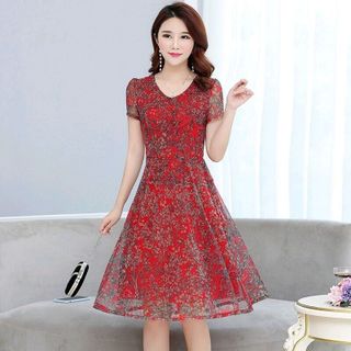 ĐẦM XÒE HOA TAY CON