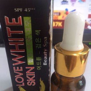 Serum nhân sâm trị mụn Thâm