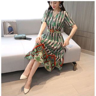 ĐẦM TAY CON HỌA TIẾT