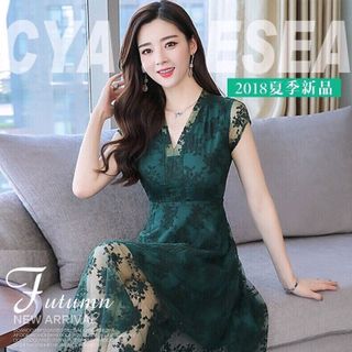 ĐẦM REN DỰ TIỆC