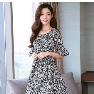 ĐẦM SUÔNG VOAN HOA TAY LOE