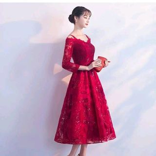 ĐẦM XÒE RỚT VAI KIM SA
