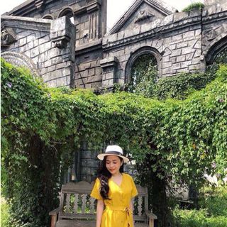 đầm thắt eo