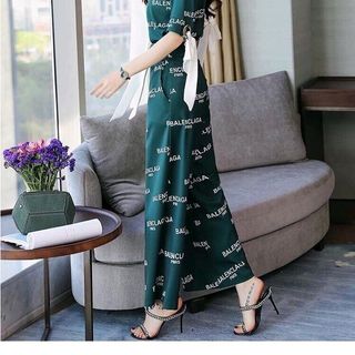 SET BO HOA TIET THAY NO-HANG NHAP