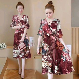 Đầm hoa kiểu hàng đẹp nhé khách