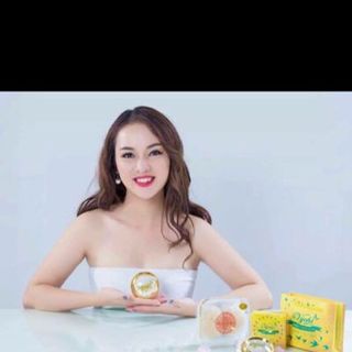 Mặt Nạ Yến Vy Chi