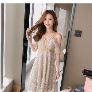 ĐẦM XÒE REN RỚT VAI GỢI CẢM