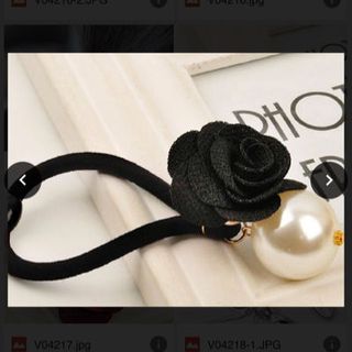 Cột tóc nữ hoa hồng
