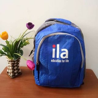 Ba lô cho bé tặng phẩm ILA