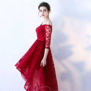 ĐẦM XÒE ĐUÔI TÔM TRỄ VAI TAY LỠ