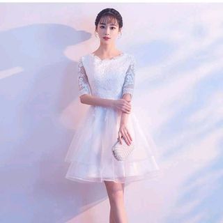 ĐẦM XÒE TAY LỠ THÊU HOA