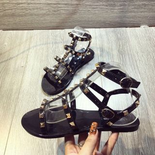 giày sandal đinh xinh