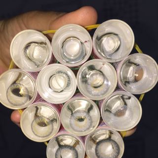 lens mắt tone xám