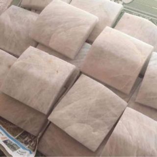 HỘP MASSAGE CHÂN ĐÁ THẠCH ANH