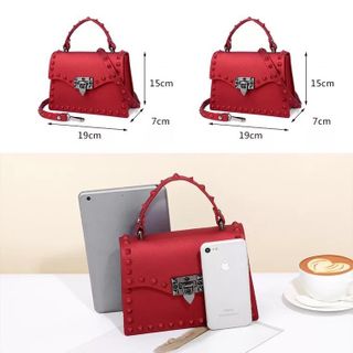 Túi xách viền đinh