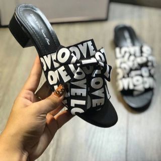 dep nữ kiểu lạ