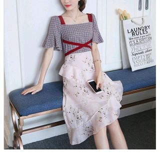 ĐẦM XÒE CARÔ PHỐI CHÂN VÁY IN HOA