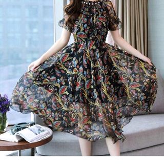 ĐẦM MAXI KHOÉT VAI HOẠ TIẾT ĐỘC ĐÁO