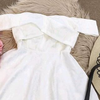 ĐẦM XÒE CHÉO TRỄ VAI