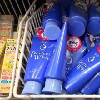 sữa rửa mặt perfect nhật