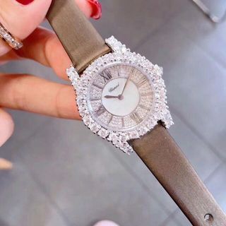 Đồng hồ Chopardd đính xoàn mỹ