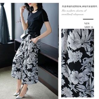 SÉT ÁO THUN QUẦN HOA ỐNG RỘNG
