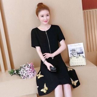 ĐẦM SUÔNG THÊU BƯỚM