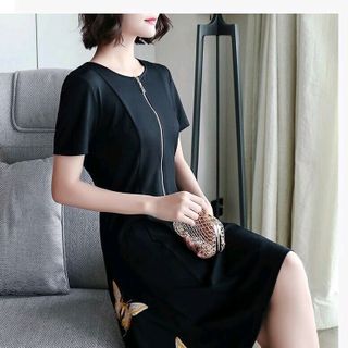 ĐẦM SUÔNG THÊU BƯỚM