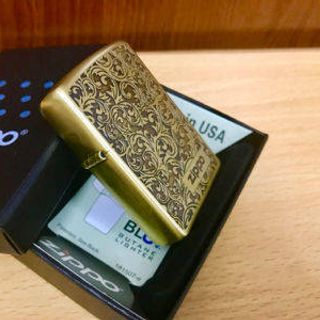 Zippo Đồng Thau Hoa Văn Ý