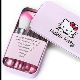 Bộ cọ trang điểm Helo Kitty 7 cây