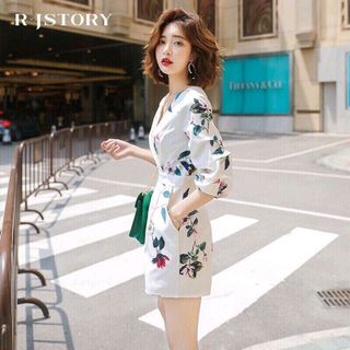 Jump hoa chéo cổ
