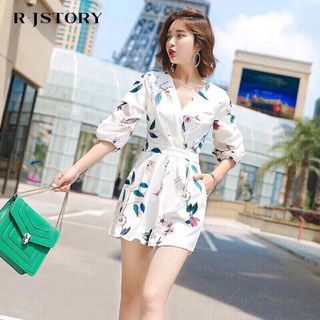 Jump hoa chéo cổ