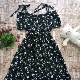 ĐẦM XÒE RÚT EO