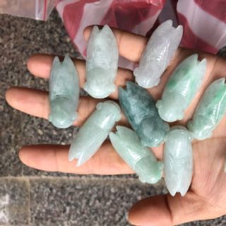 VE SẦU NGỌC CẨM THẠCH ĐEO CỔ