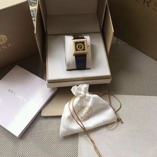 đồng hồ nữ cá tính vuông