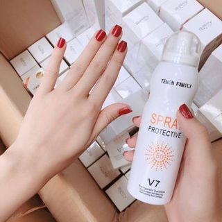 Xịt Chống Nắng V7 Dành Cho Mặt Và Body