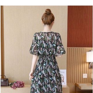 ĐẦM XOÈ HOẠ TIẾT LÁ