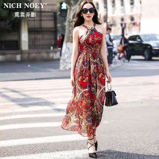 ĐẦM MAXI HOẠ TIẾT ĐỎ