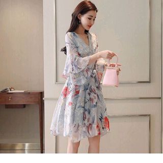 ĐẦM XÒE VOAN HOA ĐÍNH HẠT CỔ VIỀN ĐẮP CHÉO
