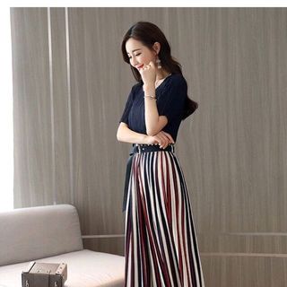 SÉT ÁO VOAN NHÚN QUẦN ỐNG RỘNG SỌC NHÚN