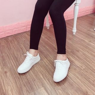 giày bấta trắng