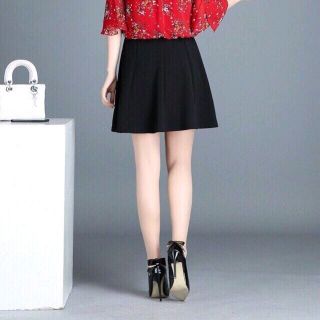 ĐẦM XOÈ TAY LOE
